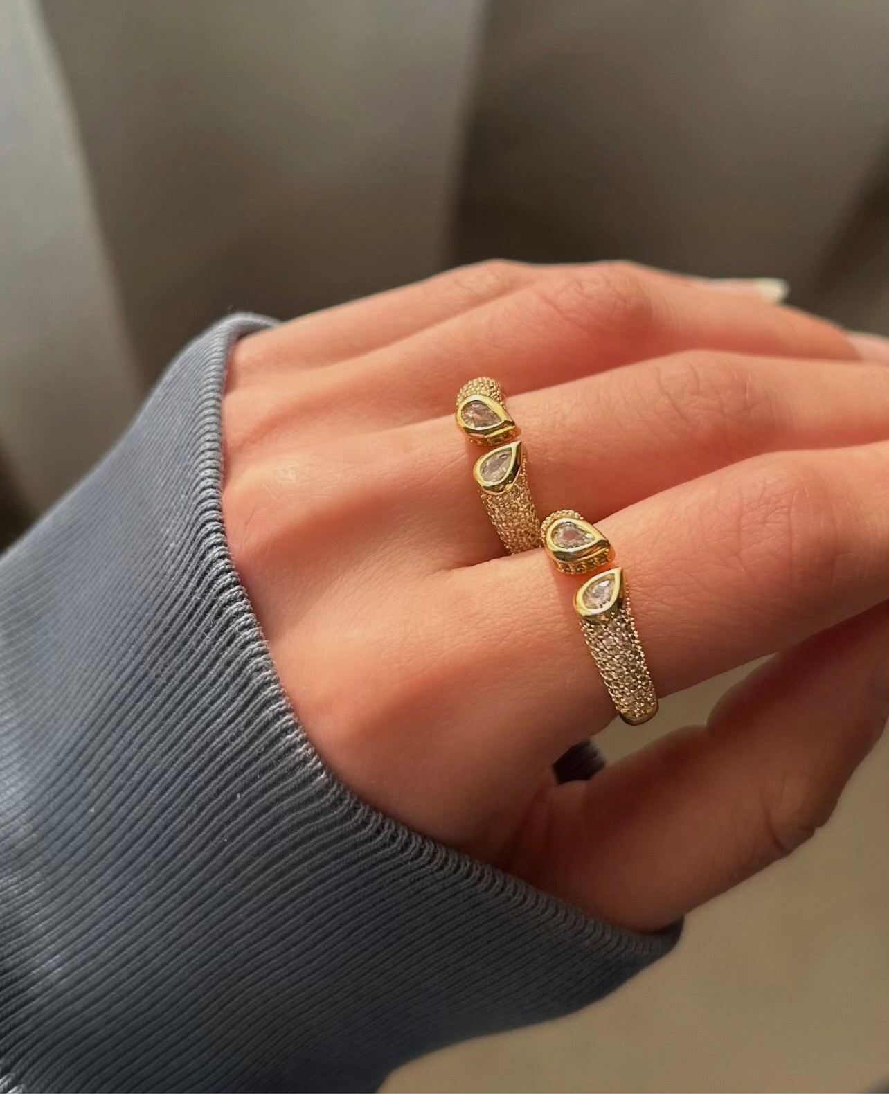 TEARDROP ring
